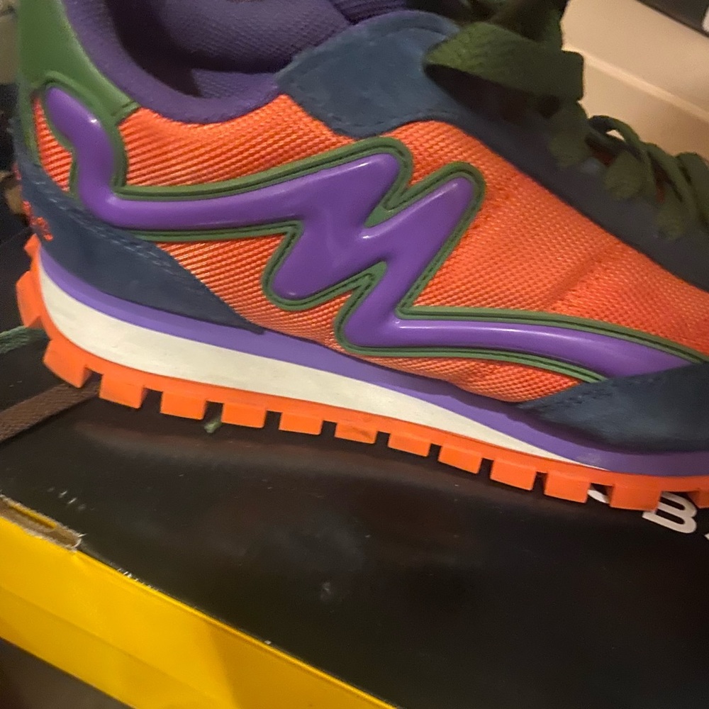 Authentic Marx Jacobs sneakers